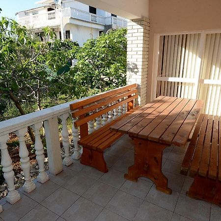 Apartment Kod Stipe Vrsi Luaran gambar