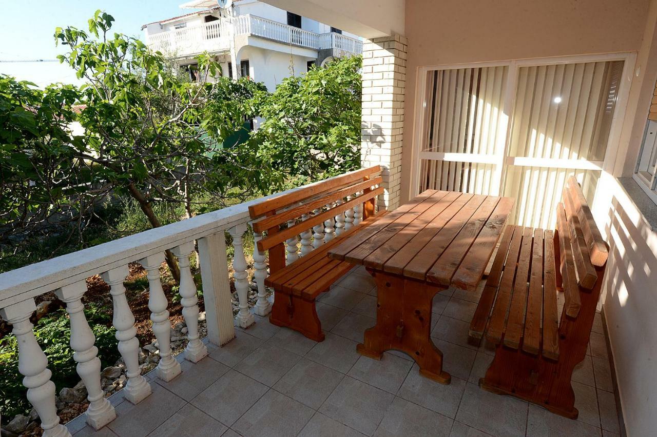 Apartment Kod Stipe Vrsi Luaran gambar