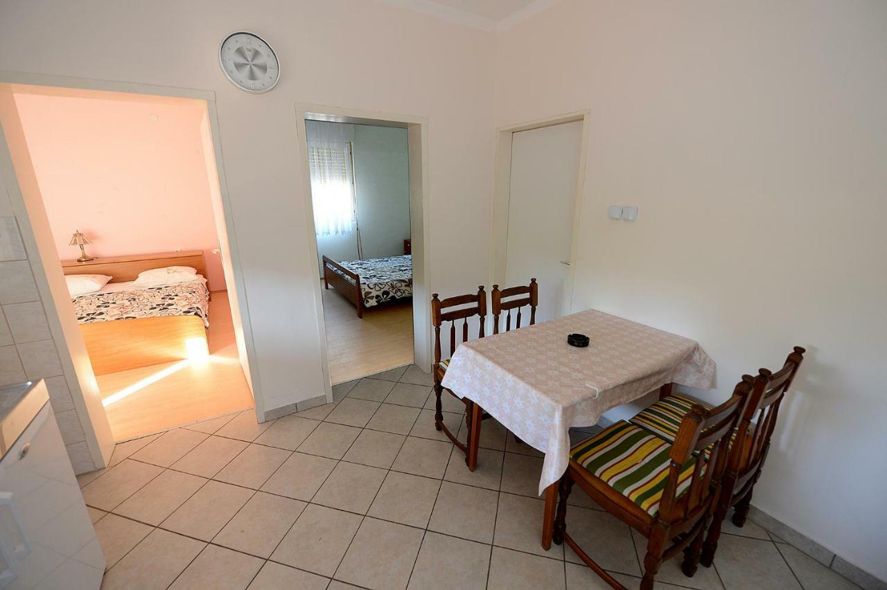 Apartment Kod Stipe Vrsi Luaran gambar
