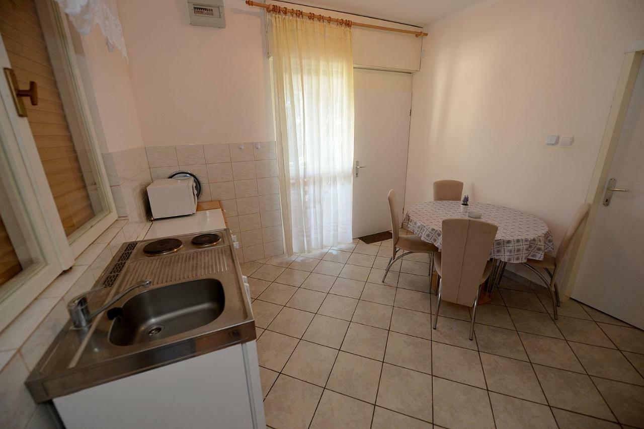 Apartment Kod Stipe Vrsi Luaran gambar