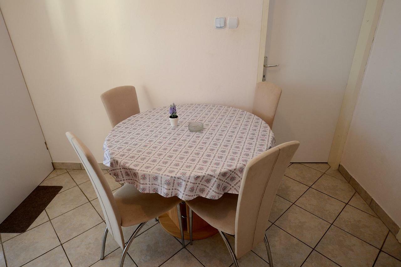 Apartment Kod Stipe Vrsi Luaran gambar